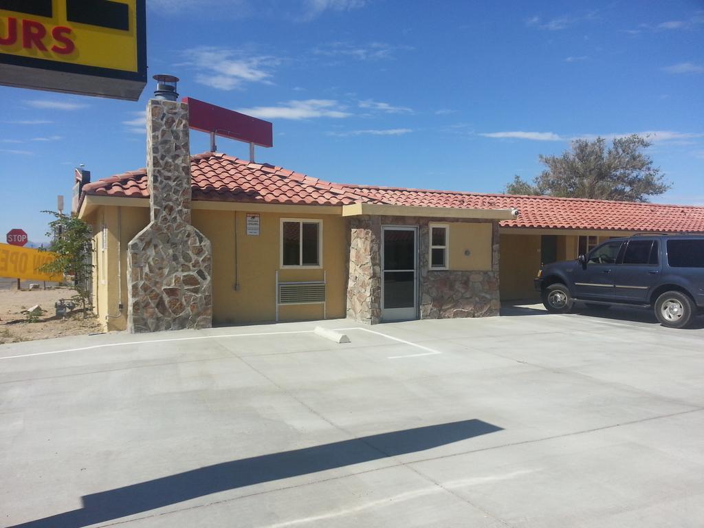 Mayfair Motel Inyokern Kamer foto